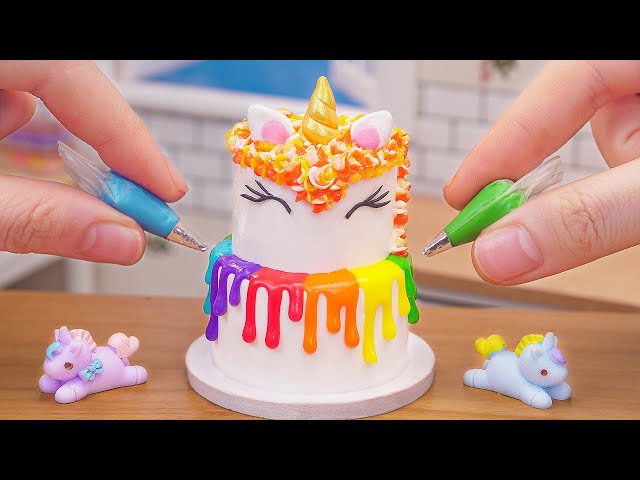 Wonderful Miniature Rainbow Buttercream Unicorn Decorating Cake