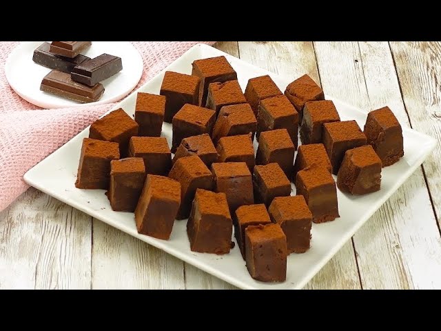 Chocolate cubes: they are prepared with just a few ingredients