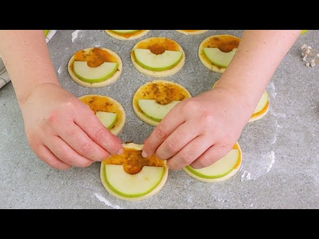 Apple cookies: how to make them soft and fragrant