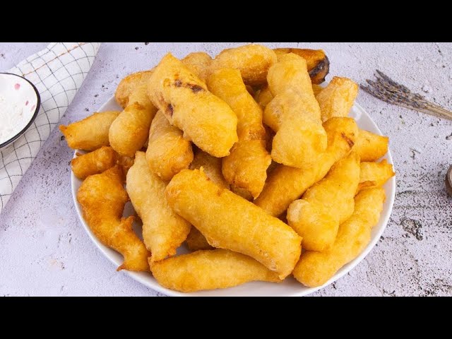 Italian stuffed fritters (crispelle): crunchy and quick to prepare!