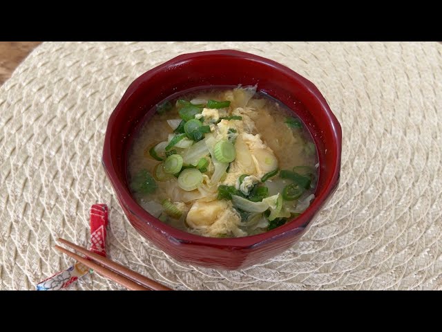 Miso Soup with Cabbage and Egg
