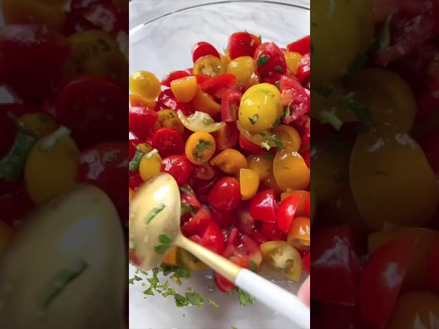 5-Ingredient Marinated Tomatoes
