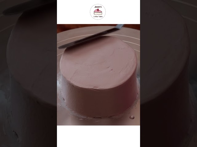 Mini pink cake