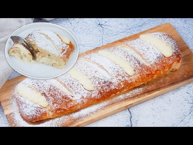 Puff Pastry Strudel with Apple and Cream