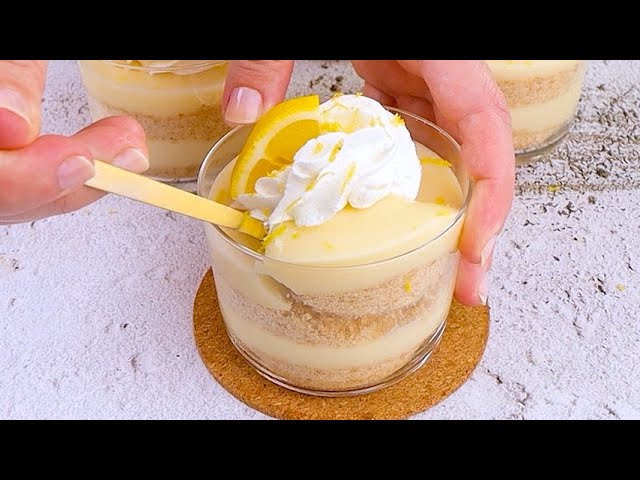 Lemon cups: the fresh and creamy single-portion dessert