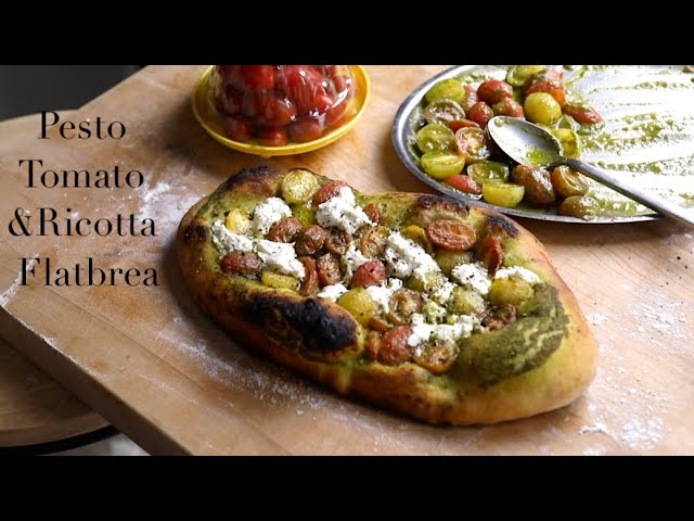 Pesto, Tomato, & Ricotta Flatbread