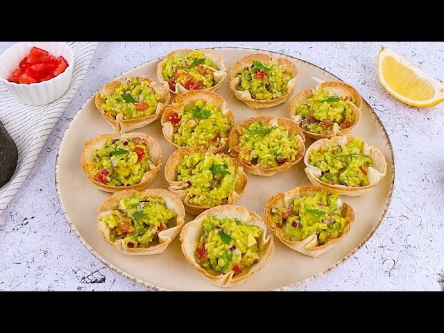 Piadina cups with guacamole