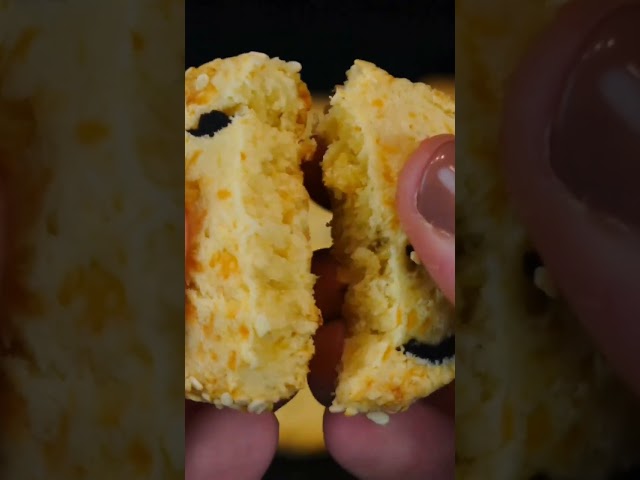 Cheese Olive Biscuit