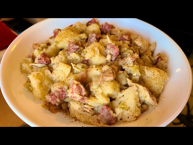 Smothered Potatoes with Chicken and Smoked Sausage