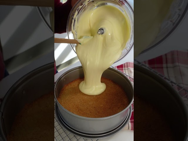 Creamy Eggnog Cheesecake
