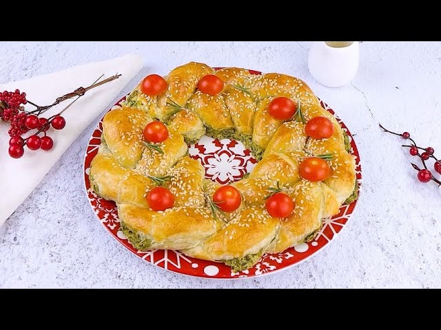 Spinach and Puff Pastry Wreath: the Delicious Recipe to Make During the Holidays