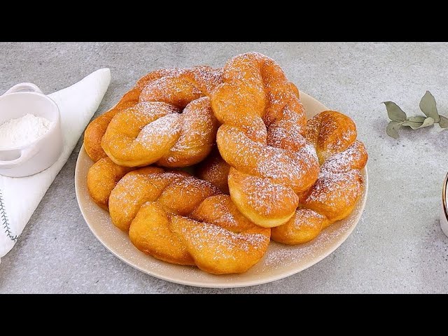 Donut Knots: a Super Fluffy Brioche to Make in a Few Steps