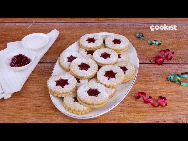 Crumbly And Delicious Linzer Cookies