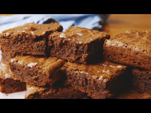 How To Make The Fudgiest Brownies EVER