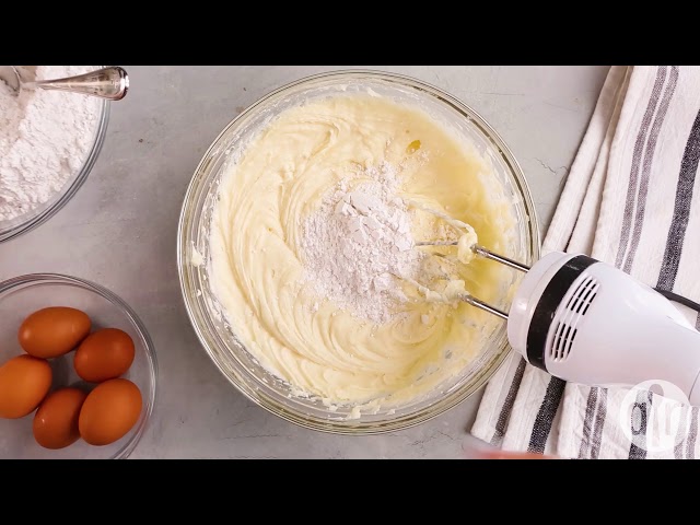 How to Make Cream Cheese Poundcake