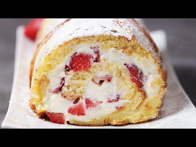 Strawberry Cheesecake French Toast Roll