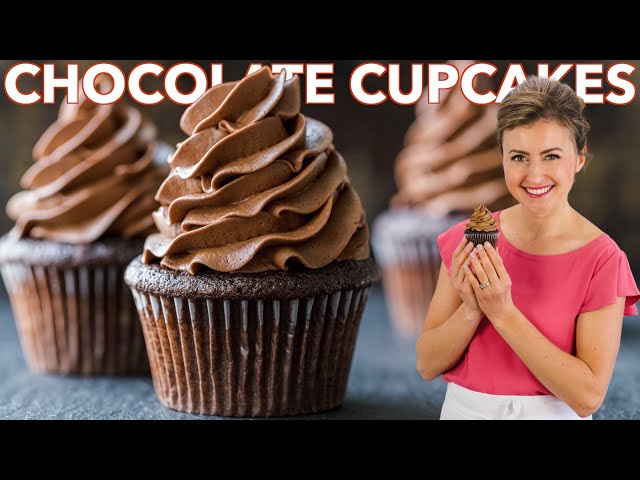 Easy CHOCOLATE CUPCAKES with Chocolate Buttercream Frosting
