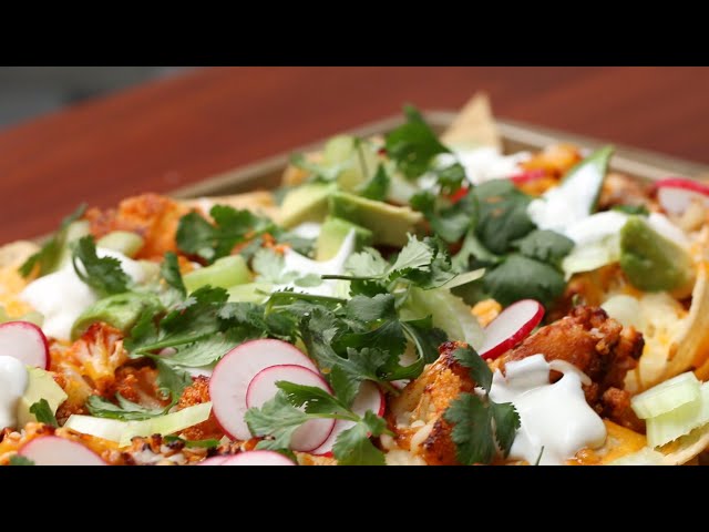 Buffalo Cauliflower Nachos