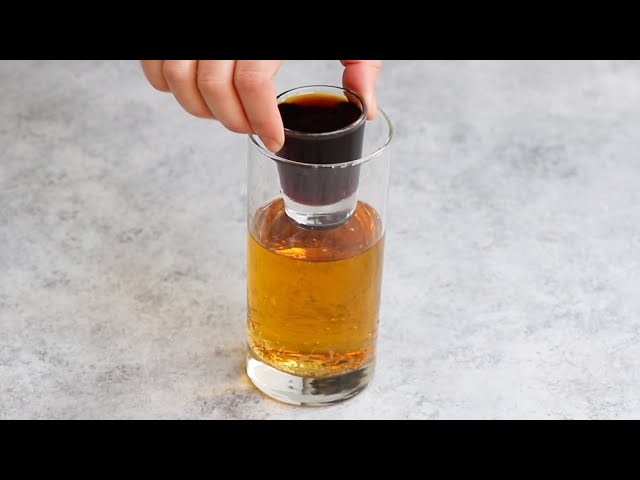 Jager Bomb (Jagerbomb Cocktail Recipe)
