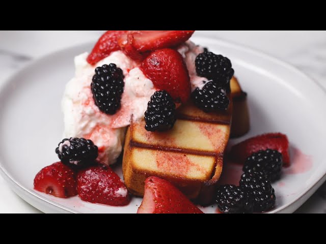 Summertime Grilled Pound Cake And Berries