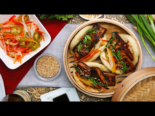 How to Make a Glazed Tofu Steamed Bun with Pickled Vegetables Recipe
