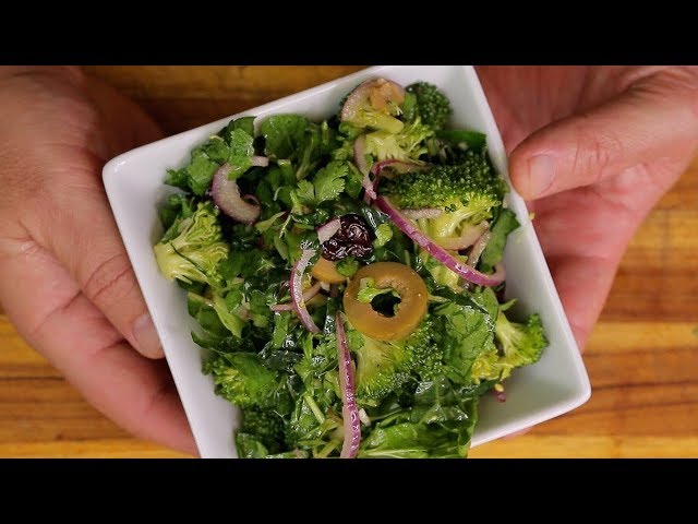 Zesty and Sweet Broccoli Salad